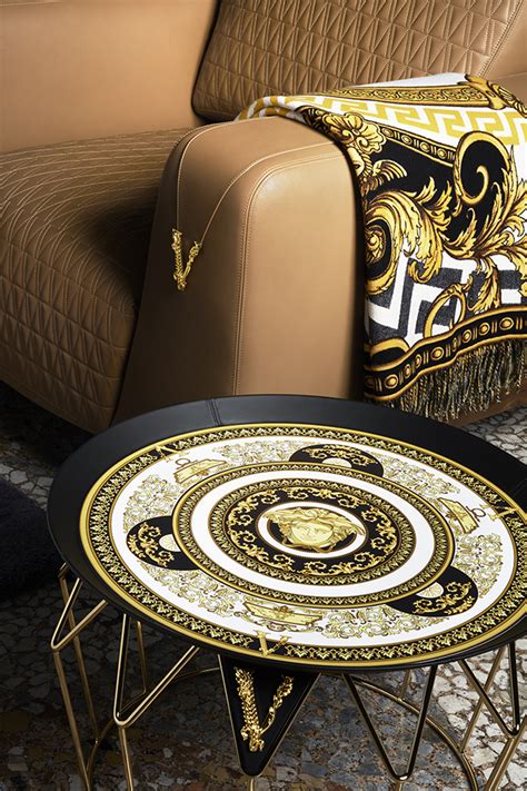 versace home tessile prezzi|Versace Home Collection, design glamour e lussuoso.